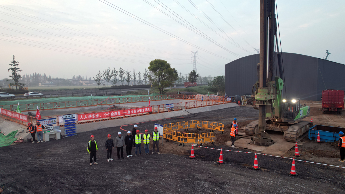 張靖皋長江大橋工程項目ZJG-ZJG2標順利完成鉆孔灌注樁首件施工